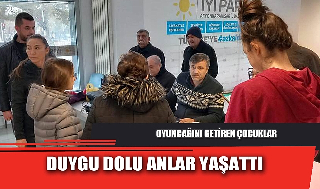 OYUNCAĞINI GETİREN ÇOCUKLAR DUYGU DOLU ANLAR YAŞATTI