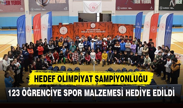 123 ÖĞRENCİYE SPOR MALZEMESİ HEDİYE EDİLDİ