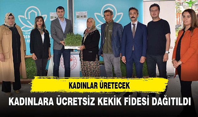 KADINLARA ÜCRETSİZ KEKİK FİDESİ DAĞITILDI