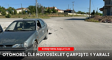 OTOMOBİL İLE MOTOSİKLET ÇARPIŞTI: 1 YARALI