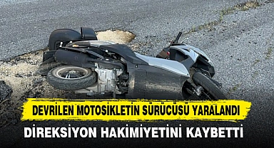 DEVRİLEN MOTOSİKLETİN SÜRÜCÜSÜ YARALANDI