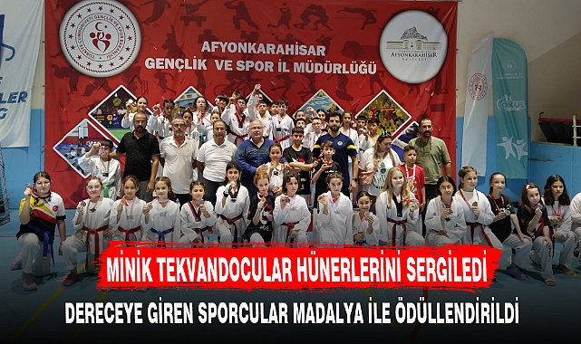 MİNİK TEKVANDOCULAR HÜNERLERİNİ SERGİLEDİ