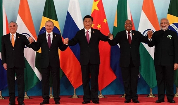 DOĞU BLOKU YENİDEN CANLANIYOR BRICS'IN BANKONOTU YAYINLANDI