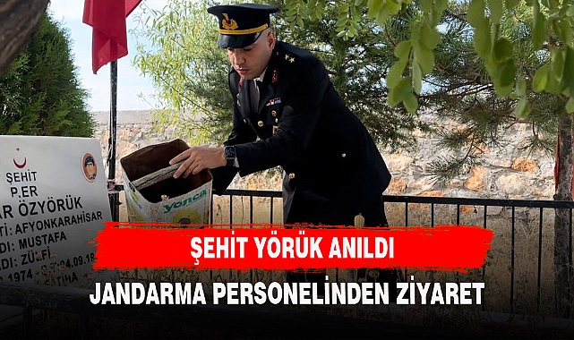 Şehit Özyörük kabri başında anıldı