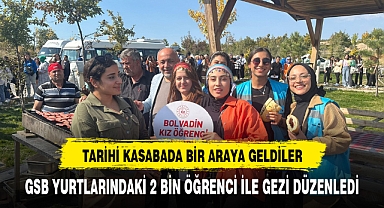 AFYONKARAHİSARLI ÖĞRENCİLER TARİHİ KASABADA BİR ARAYA GELDİLER