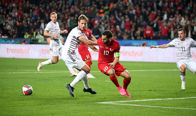Millilerimiz tarih yazdı, gruptan 4 golle çıktık