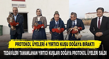 TEDAVİLERİ TAMAMLANAN YIRTICI KUŞLARI DOĞAYA PROTOKOL ÜYELERİ SALDI