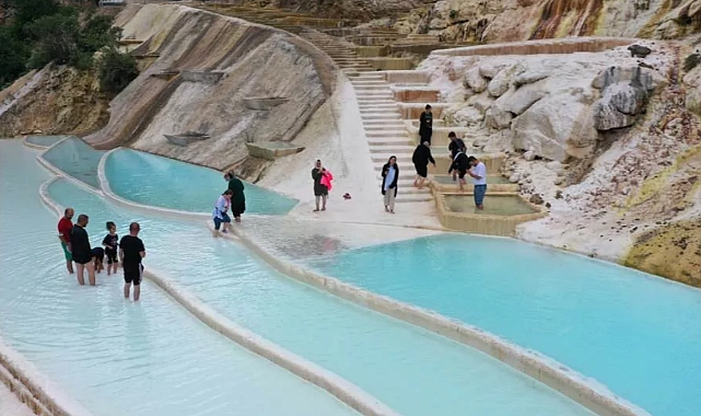 Burası Pamukkale Değil Bilin Bakalım Neresi?