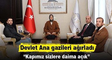 Devlet ana gazileri ağırladı