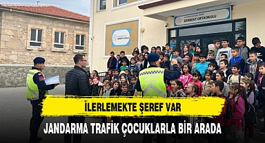 JANDARMA TRAFİK ÇOCUKLARLA BİR ARADA