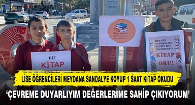 Lise Öğrencileri Meydana Sandalye Koyup 1 Saat Kitap Okudu