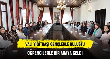Vali Yiğitbaşı öğrencilerle bir araya geldi