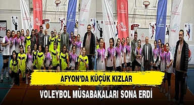 Afyon'da Küçük Kızlar Voleybol Müsabakası Sona Erdi