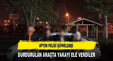 Afyon Polisi Şüphelendi. Durdurdukları Otomobilden Göçmen Kaçakçıları Çıktı