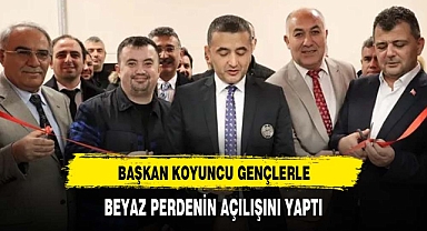 Başkan Koyuncu Mithatpaşa Ortaokulu Yıldız-Oktay Çıldır Sinema Salonu’nun Açılışına Katıldı