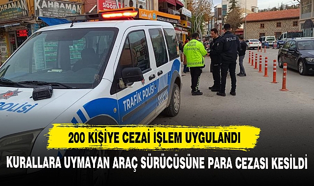 Kurallara Uymayan Araç Sürücüsüne Para Cezası Kesildi