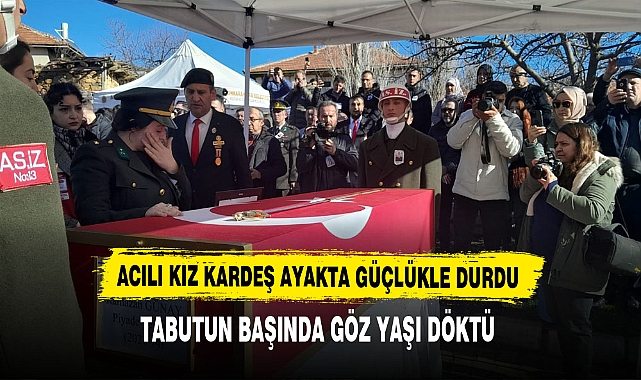 Şehit Günay'ın Kız Kardeşi  Ayakta Güçlükle Durdu. Tabutun Başında Göz Yaşı Döktü