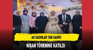 Afyon'da AK Kadınlar Tam Kadro Nişan Törenine Katıldı