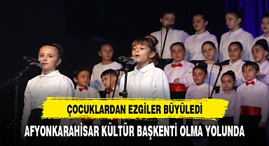 AFYONKARAHİSARLI MİNİKLERDEN NAĞMELER BÜYÜLEDİ