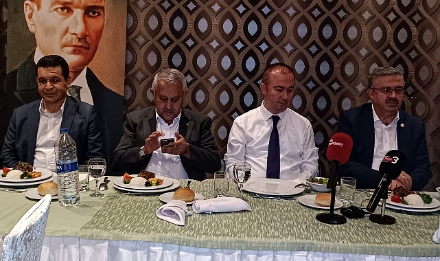 "AK Parti Afyonkarahisar İl Başkanı Uluçay, Belediye Başkanlığı Adaylığı Konusunda Sessizliğini Korudu"
