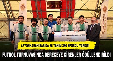 Futbol Turnuvasında Dereceye Giren Takımlar Ödüllendirildi