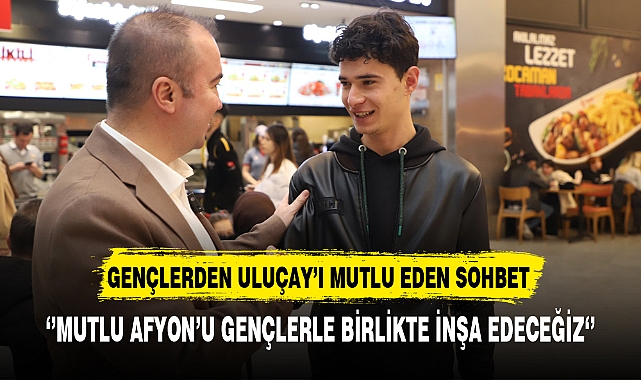 Gençlerden Uluçay'ı Mutlu Eden Sohbet