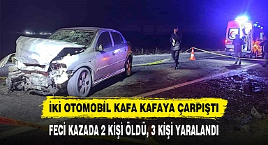 İki otomobil kafa kafaya çarpıştı