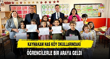 Kaymakam Nas Köy Okullarındaki Öğrencilerin Karne Heyecanına Ortak Oldu