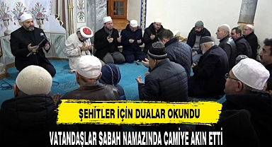 VATANDAŞLAR SABAH NAMAZINDA CAMİYE AKIN ETTİ