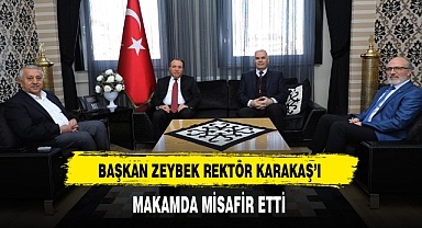 Başkan Zeybek Misafirlerini Makamda Ağırladı