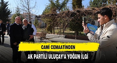 Camii Cemaatinden AK Partili Uluçay'a Yoğun İlgi