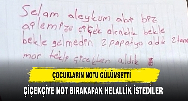 Çocuklar çiçekçiden aldığı papatya için helallik isteyerek not bıraktı