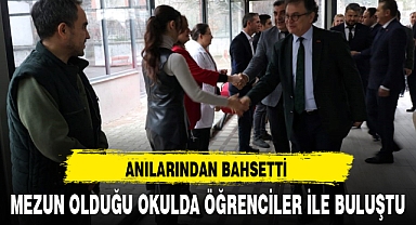 MEZUN OLDUĞU OKULDA ÖĞRENCİLER İLE BULUŞTU