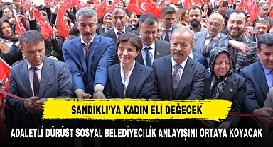 MHP'DEN SANDIKLI'DA COŞKULU MİTİNG SANDIKLI'YA KADIN ELİ DEĞECEK