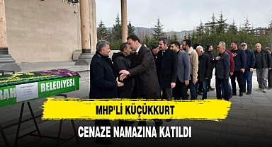 MHP'li Küçükkurt Cenaze Namazına Katıldı