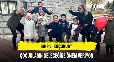 MHP'li Küçükkurt Çocukların Geleceğine Önem Veriyor