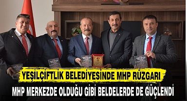 YEŞİLÇİFTLİK BELEDİYESİNDE MHP RÜZGARI