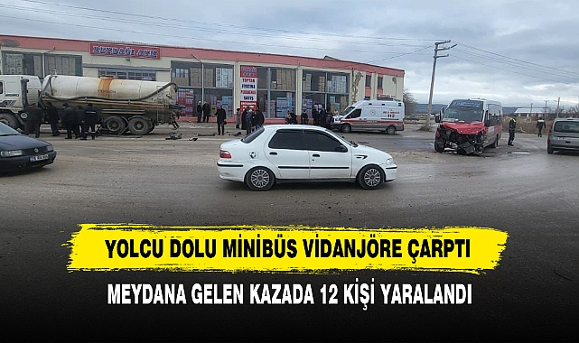Yolcu Dolu Minibüs Vidanjöre Çarptı