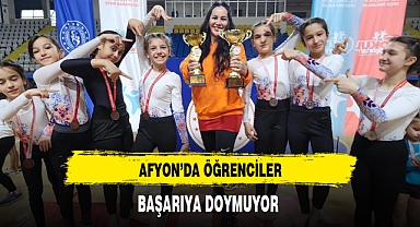 Afyon'da Öğrenciler Başarıya Doymuyor