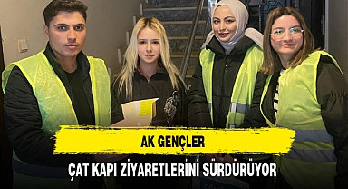 AK Gençler Çat Kapı Ziyaretlerini Sürdürüyor