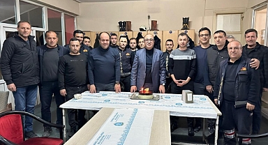 BELEDİYE PERSONELİNDEN ÇÖL'E DOĞUM GÜNÜ SÜPRİZİ