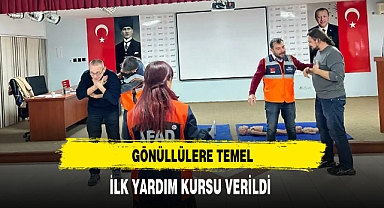 Gönüllülere Temel İlk Yardım Eğitimi Verildi