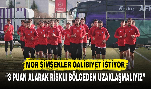 MOR ŞİMŞEKLER GALİBİYET İSTİYOR