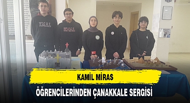 Öğrencilerden Duygulandıran Çanakkale Sergisi