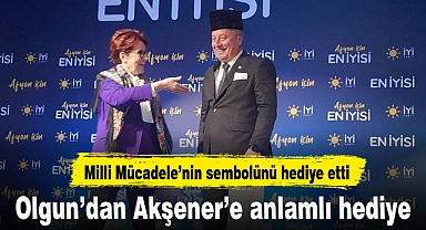 Olgun'dan Akşener'e anlamlı hediye
