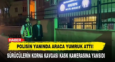 Polisin Yanında Araca Yumruk Attı!