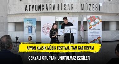 AFYON'DA MÜZİK ŞÖLENİ ÇEKYALI GRUPLA DEVAM ETTİ