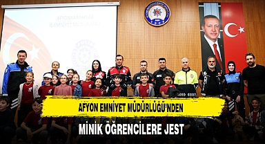 Afyon Polisinden Miniklere Jest