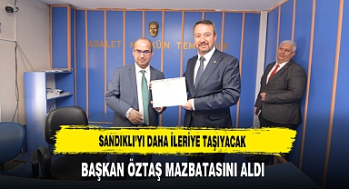 Başkan Öztaş Mazbatasını Aldı