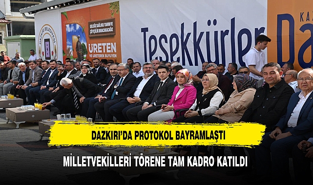 Dazkırı Belediye Başkanı Fatih Çiçek, Bayramlaşma Töreni Düzenledi